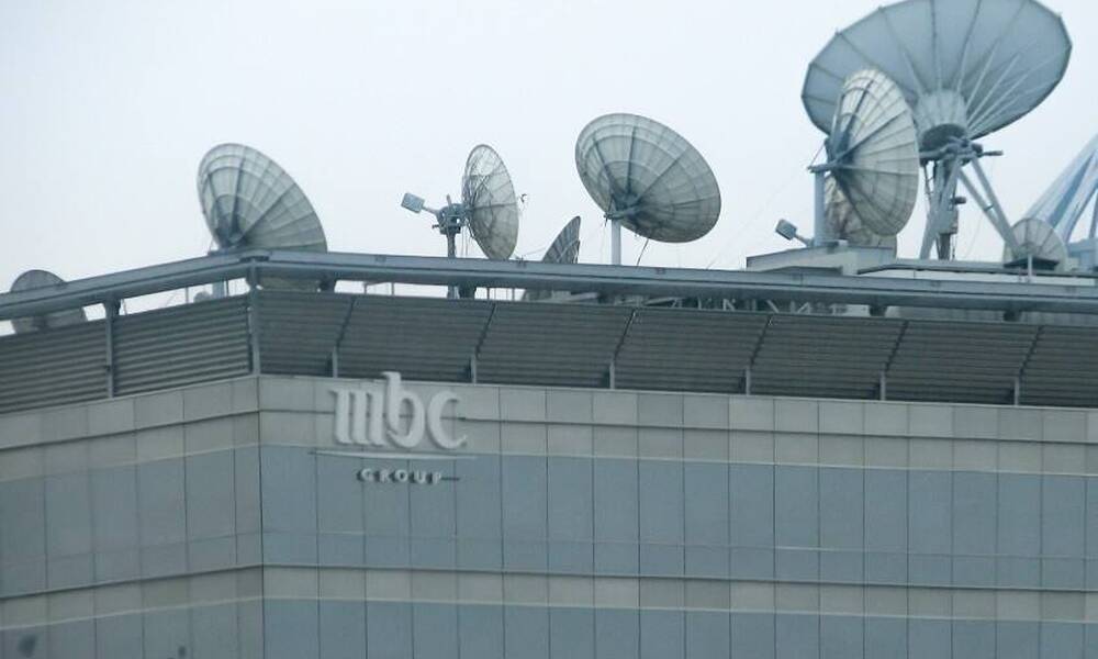 حشود غاضبة تقتحم مقر MBC في العاصمة بغداد ونائب يهدد بسحب رخصة القناة