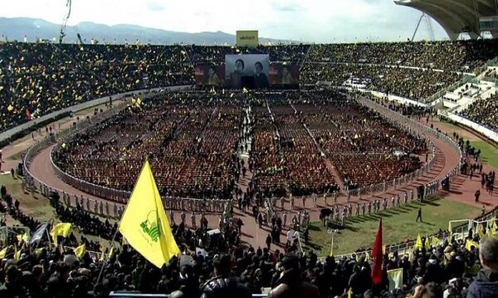 وسط حضور سياسي وشعبي كبير.. بدء المراسم الرسمية لتشييع الشهيدين السيد نصر الله والسيد صفي الدين